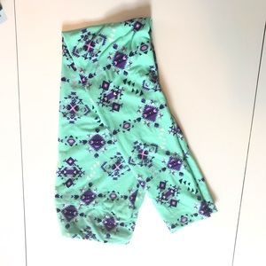 Mint lularoe OS leggings